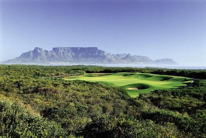 Golf day venue in Cape Town with views of Table Mountain